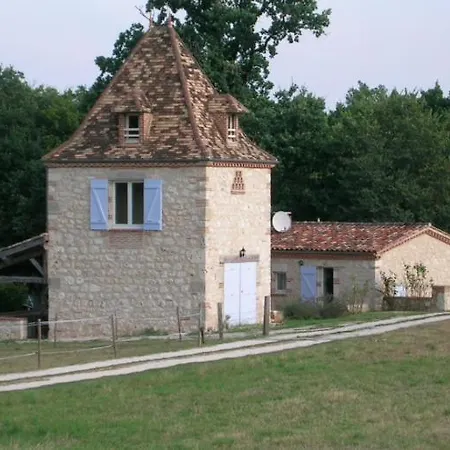 Beautiful Pigeonnier With Sensational Surroundings